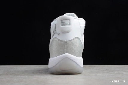 - 11 WHITE RETRO SILVER METALLIC JORDAN 0709
